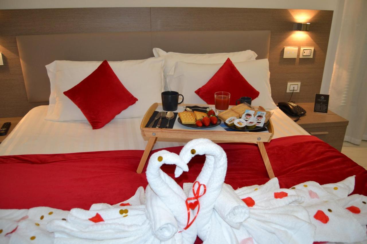 Mecla Suites Napels Buitenkant foto