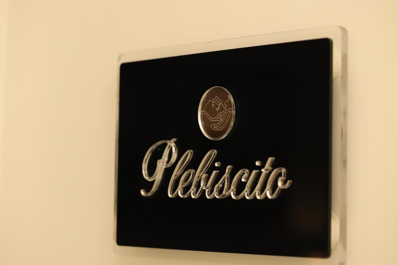 Mecla Suites Napels Buitenkant foto